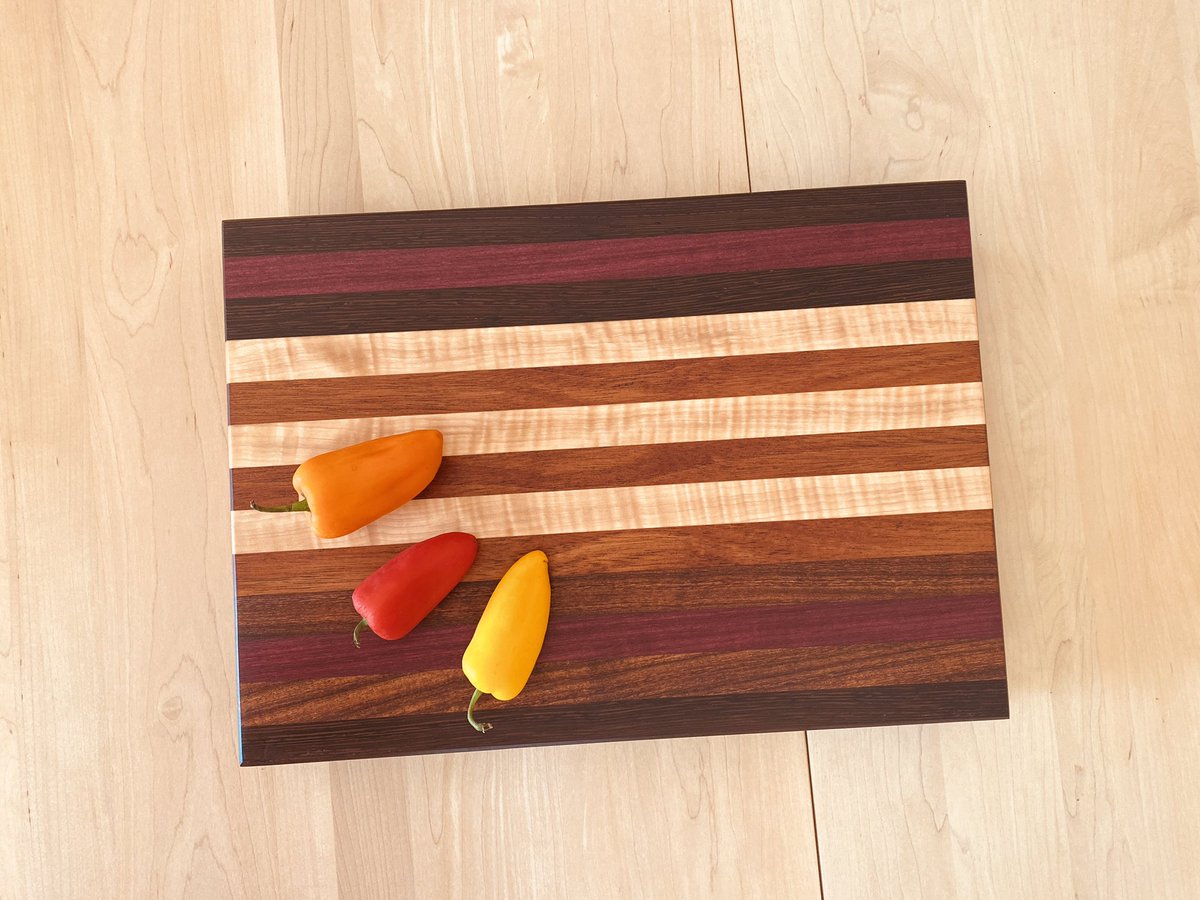 FishOnFlyFish's tweet photo. This Edge Grain Serving Board is 16" x 11 1/2" x 1 1/2". This board is made with Wenge, Purple Heart, Bocote and Tiger Maple.

#flyfish #flyfishing #fishoncustomrods #flyfishingnation #whiskey #wine #bourbon #girlswhoflyfish #cabinlife https://t.co/AuTbFH5tii