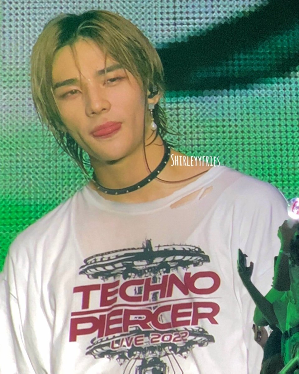 hwang hyunjin from stray kids