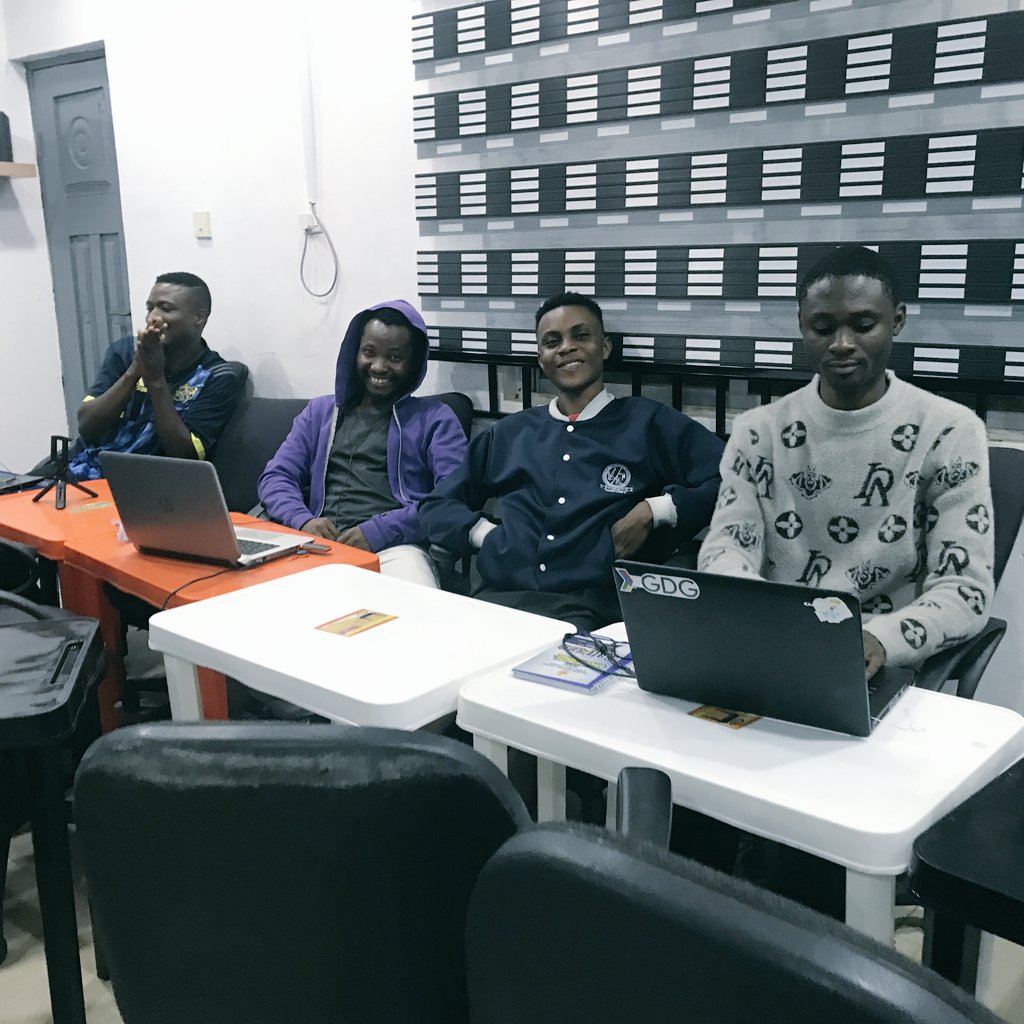 kokocodes's tweet photo. Over here at @Web3Bridge it's been a fun and interesting first day for me, just decided to drop this one here... Got accepted for this cohort and went to Lagos cuz it's onsite 😁😁, will be tweeting my progress from time to time, #polygonweb3bridge 

WAGMI 💯💯🔥🔥 https://t.co/ZPLkA67C9L