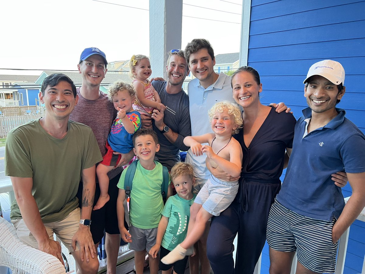 JoeMLadowski's tweet photo. Successful @DukeSurgRes research resident beach trip 2022! Missing some in person but not in spirit @JulieKosovec @SabranJMasoud @AJ_Bartholomew #somanykids #research #wellness #spiritanimals #backtothelabagain https://t.co/2Ii5z9Unhn
