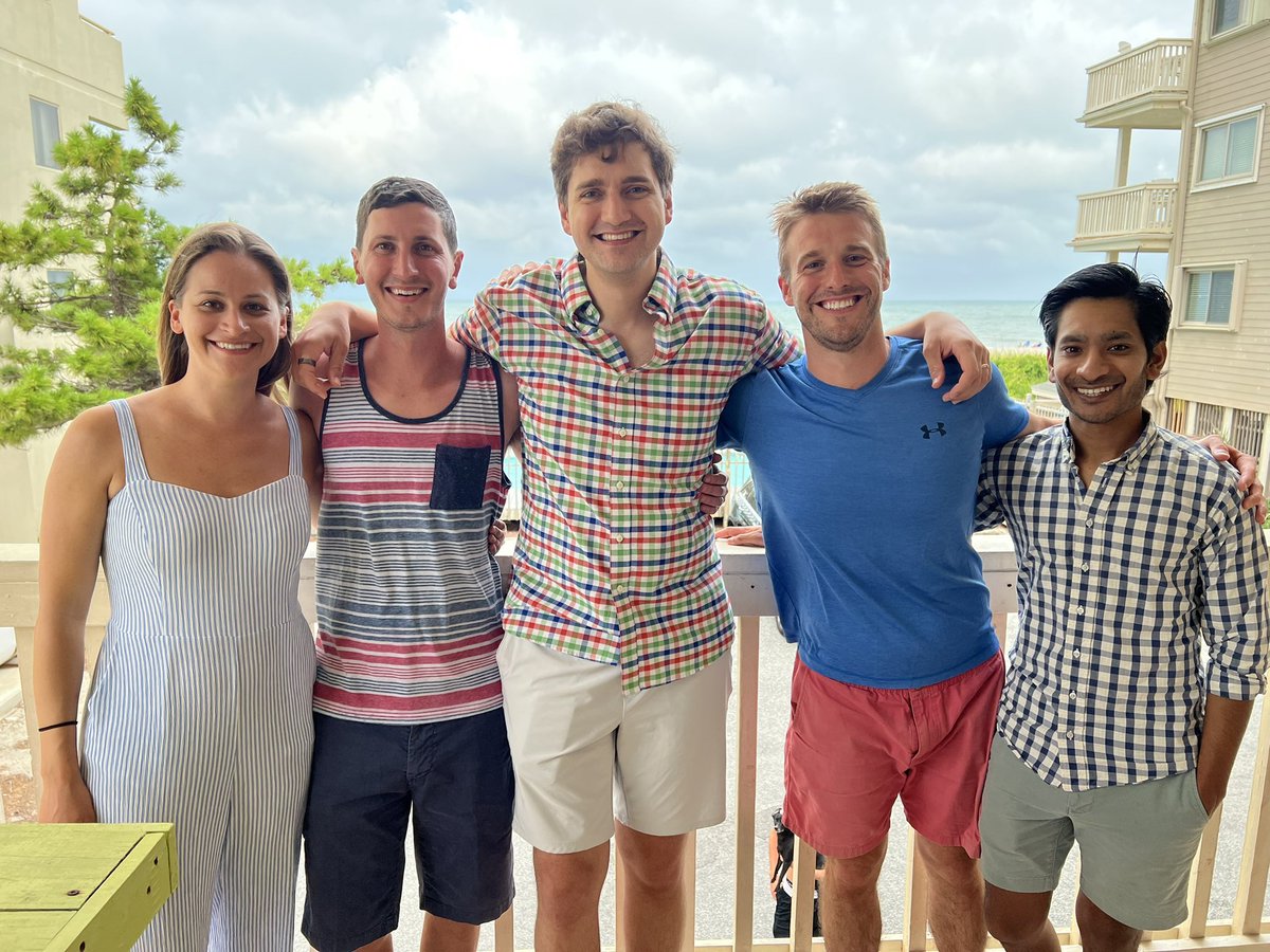 JoeMLadowski's tweet photo. Successful @DukeSurgRes research resident beach trip 2022! Missing some in person but not in spirit @JulieKosovec @SabranJMasoud @AJ_Bartholomew #somanykids #research #wellness #spiritanimals #backtothelabagain https://t.co/2Ii5z9Unhn