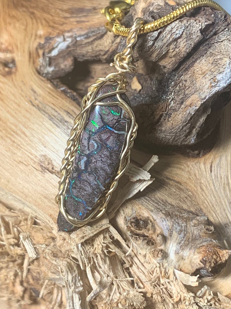 KirstieCarmich1's tweet photo. Pretty natural Australian boulder opal #etsy shop: Australian Boulder opal pendent #bolderopal #australianopal https://t.co/q0tISagkur https://t.co/gVUzFoPW72