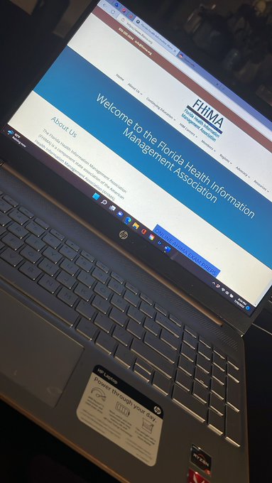 Leave it to be to procrastinate on these research papers 😭🤣 https://t.co/kWgLPfwJuv