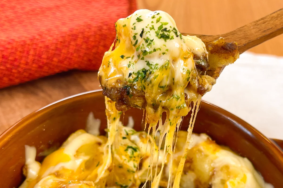 【話題】6分レンジで超簡単！即席カレーポテトグラタンの作り方