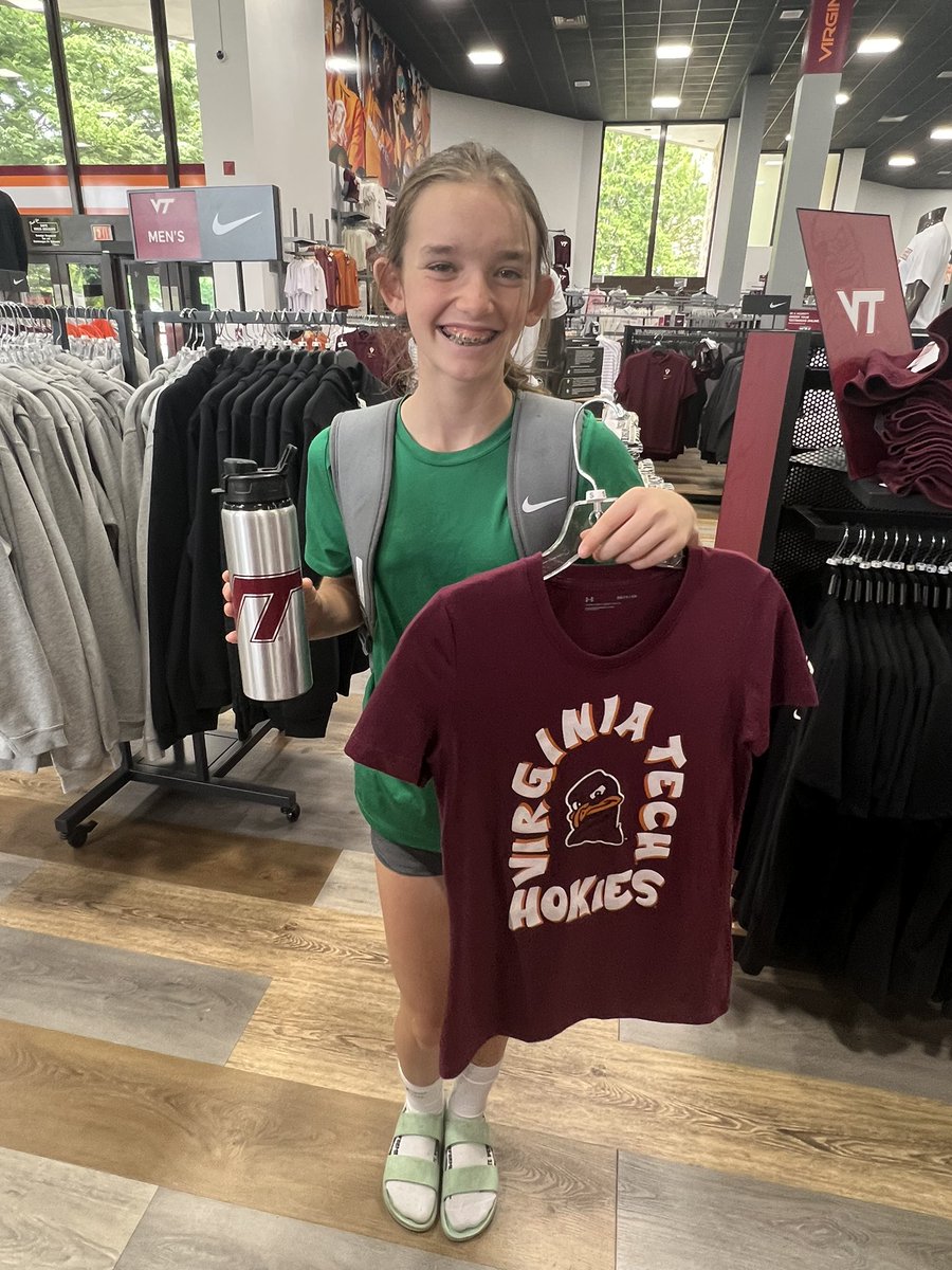 NatCookVball's tweet image. Had a great time @MarciVB_Camps at VT this weekend! Great instruction and a beautiful campus! @HokiesVB