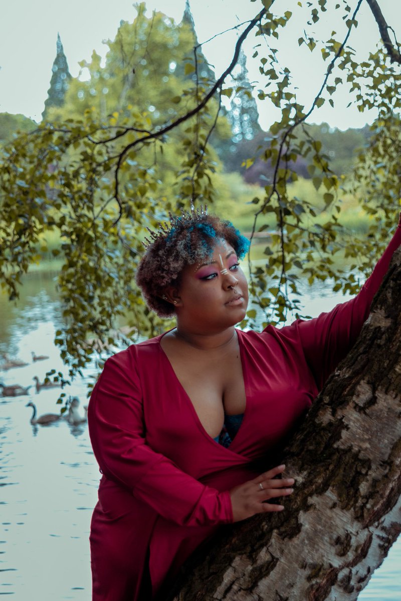 YoungHad3s's tweet photo. I'm going to post photos that I haven't put on my Instagram yet. So make sure you go there too to see the rest! 

📸: @cheyennekportaits on insta
💄&amp;Model: @/NocturneParadox on Insta

#plussizemodels #plussizefashion #blackfaeday #model https://t.co/hCgzY3JEUg