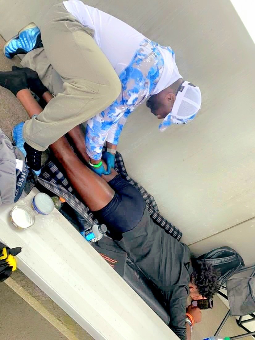 hellcatmelo's tweet image. I'm not just his dad, but I'm his trainer, coach, and mentor all in 1ONE. I massage, I stretch, I do mobility movements, and ice and whatever it take to have him perform at his highest level. My son is my priority and I'm passionate about his life and him being successful. #1ONE