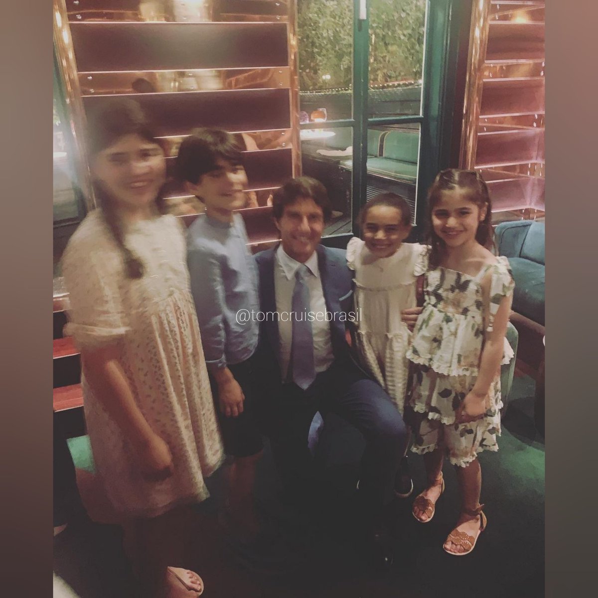 tcruisebrasil's tweet photo. Tom Cruise na festa de aniversário de sua agente, Maha Dakhil! //Tom Cruise at his agent Maha Dakhil's birthday party!
#tomcruise #cinema #cine #filmes #movies #instafilmes
#tomcruisebrasil
#tomcruisemovie
#tomcruisefan
#tomcruiseforever
#トムクルーズ #톰크루즈 #famosos #celebs https://t.co/2ugsUK5F8g