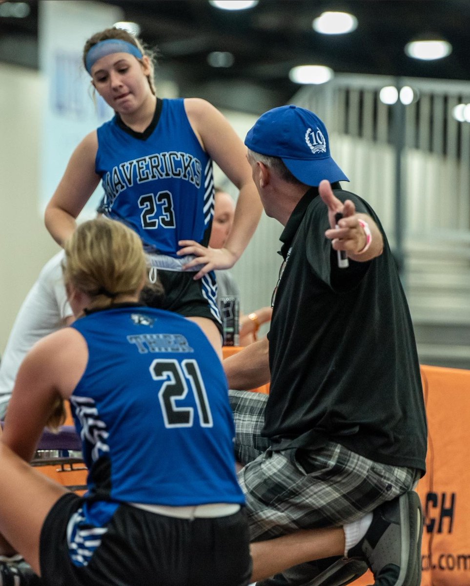 jtpicarella's tweet photo. Battle of the boro
@apicarella2026 @CoachJimMavs https://t.co/tJ04ppLfGy