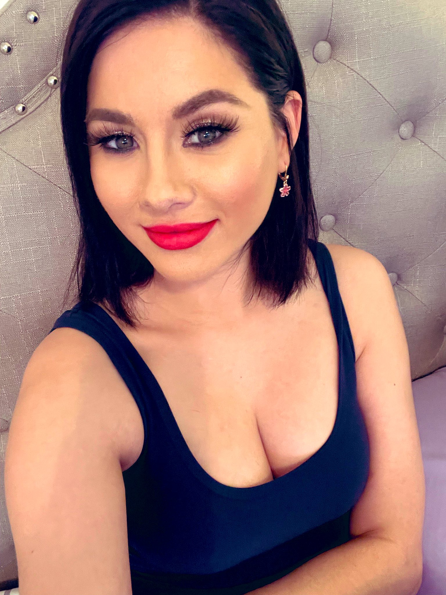 🌹𝓢𝓱𝔂𝓵𝓪 𝓙𝓮𝓷𝓷𝓲𝓷𝓰𝓼🥀 on Twitter "I’m OFFICIALLY back on FanCentro https