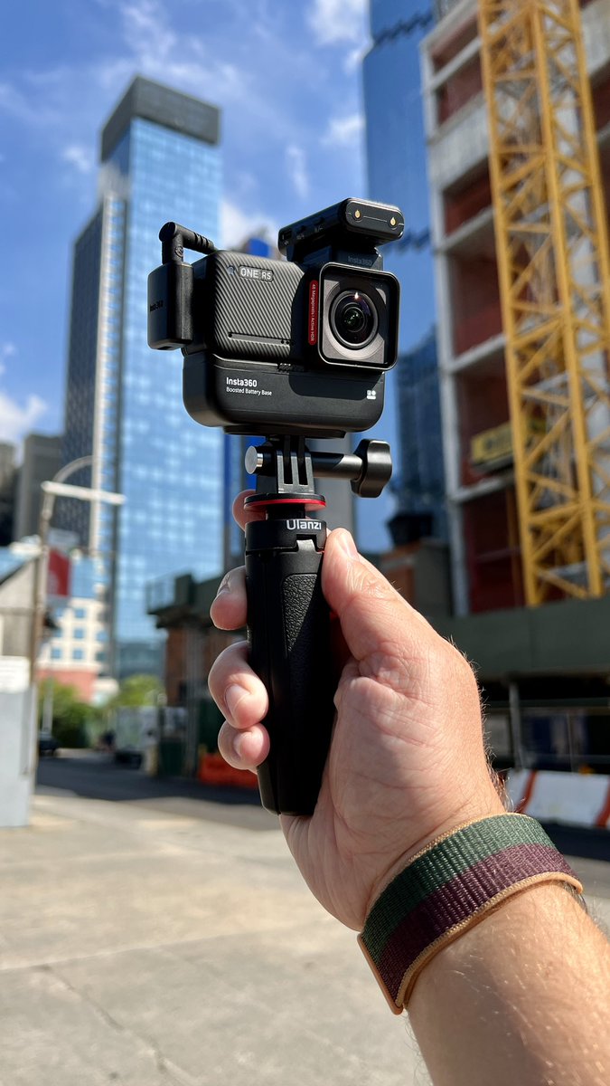 raystrazdas's tweet photo. 🔴 NEW Video! Top 10 MUST HAVE Accessories for YOUR @insta360 ONE RS Action Camera!
This little camera is my favorite travel camera of the year so far. These accessories will help you take your #ONERS to the next level! 📸😎 #insta360
▶️ https://t.co/IUzrDtyxj1 https://t.co/P32UD5vBmR