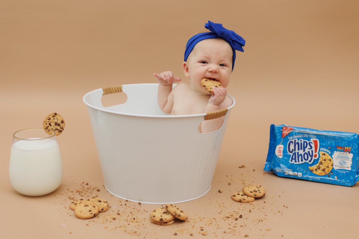 A_Murphy15's tweet photo. Hey @ChipsAhoy ! Do you need a baby model?? 😍😍😍 https://t.co/7k2H9lopFz