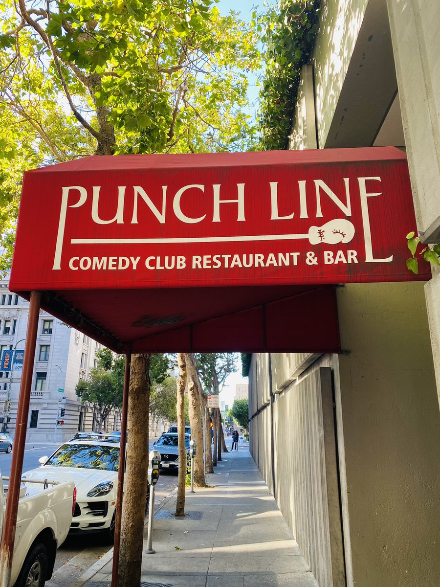 michaelniktaris's tweet image. 🎙#AMCopenmicLivestream🎙 
“actually, I saw #KenGriffin👀
he was workin’at the @DennysDiner
on 4th和Mission across from
the @AMCTheatres 🌆 and I said:
‘#MrGriffin, we’re all goin’#2Watch🕰 
#Batman69 at $AMC 🍿later,
you’re #Welcome2Come’
‘cuz I remember
what it was #Like2Behim”