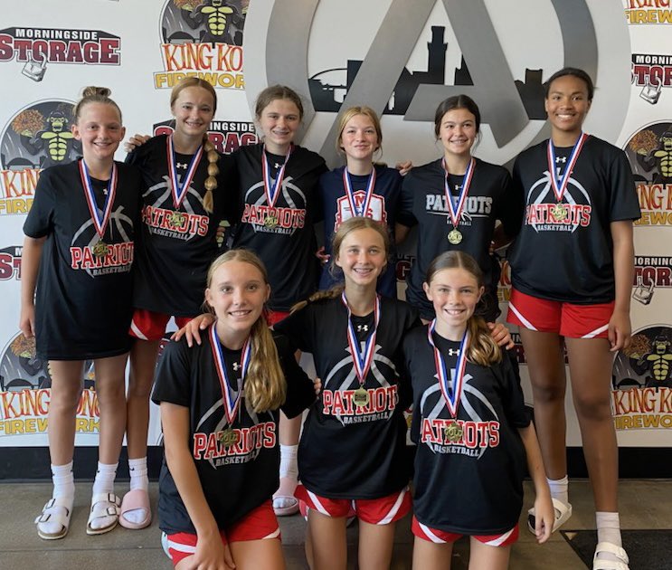 Nicole Minzel tweet media