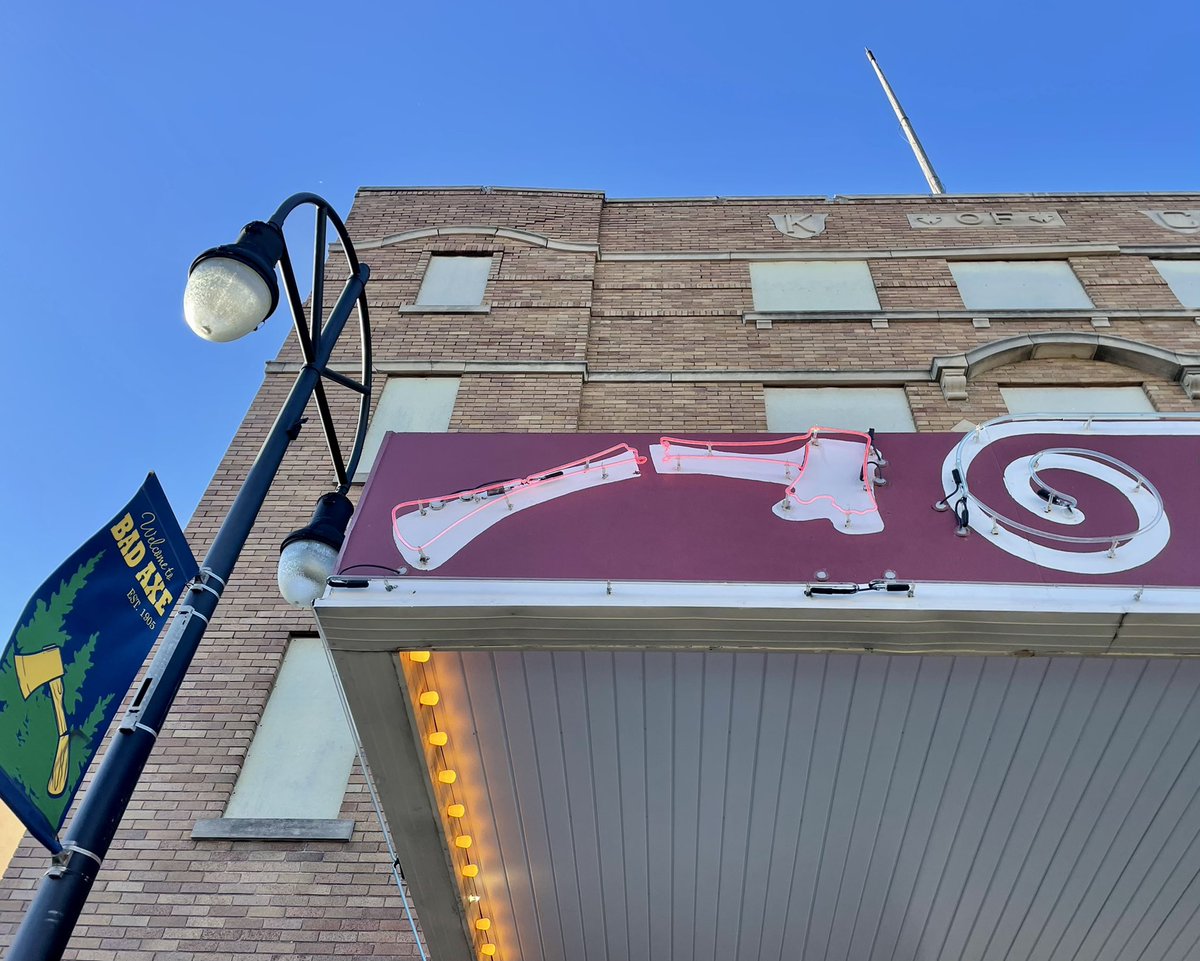 Suz Hinton on Twitter "RT JoshLipnik Bad Axe Theatre (1916) Bad Axe, MI"