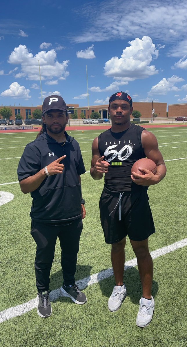 I would like to thank Chris Dubek and his team for the invite to the Select 50 Showcase in Frisco, TX.  Shoutout to <a href="/coachpspeed/">Coachpspeed</a> for the RB tips &amp; knowledge of the position. Thanks to the media <a href="/PrepRedzoneOK/">Prep Redzone Oklahoma</a> <a href="/247recruiting/">247Sports Recruiting</a> <a href="/247Sports/">247Sports</a> <a href="/Rivals/">Rivals</a>