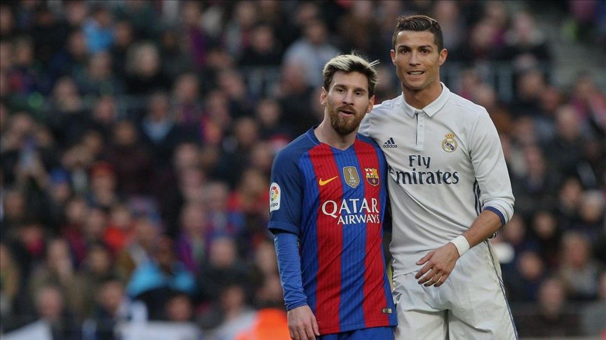 ¿Quién es para ti mejor jugador?

🔄 RT: Lionel Messi
❤️ MG: Cristiano Ronaldo