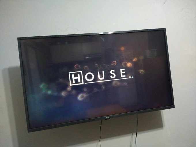 No pido mucho solo querer a mis michis y segundiarme las series. https://t.co/iaYxp2vGdd<a href="/tag/elbananero"class="tags"><span>#elbananero</span></a>