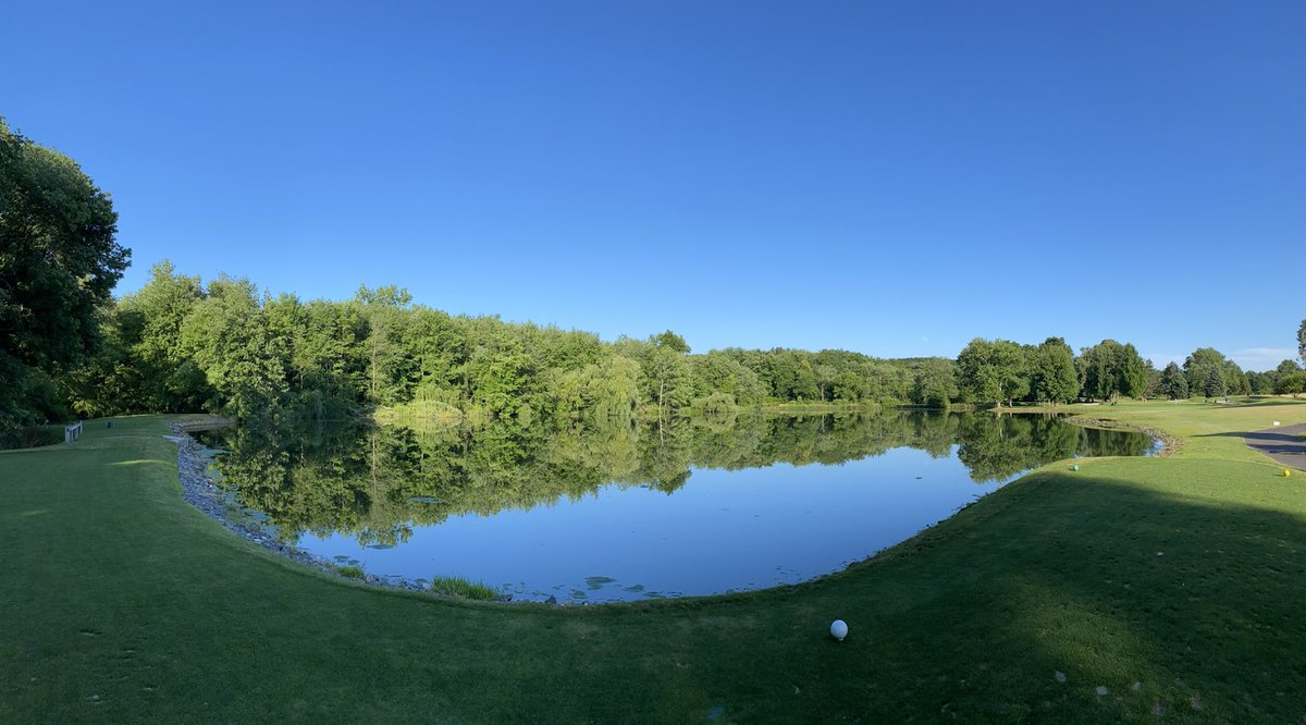 CrossingGard's tweet photo. .⁦@ERCC_Update⁩ / @ERCCGolf in full on #mirror mode tonight. “Reflection, not experience, leads to learning.” ⁦@shaneparrish⁩ https://t.co/iGuqk5kGdm
