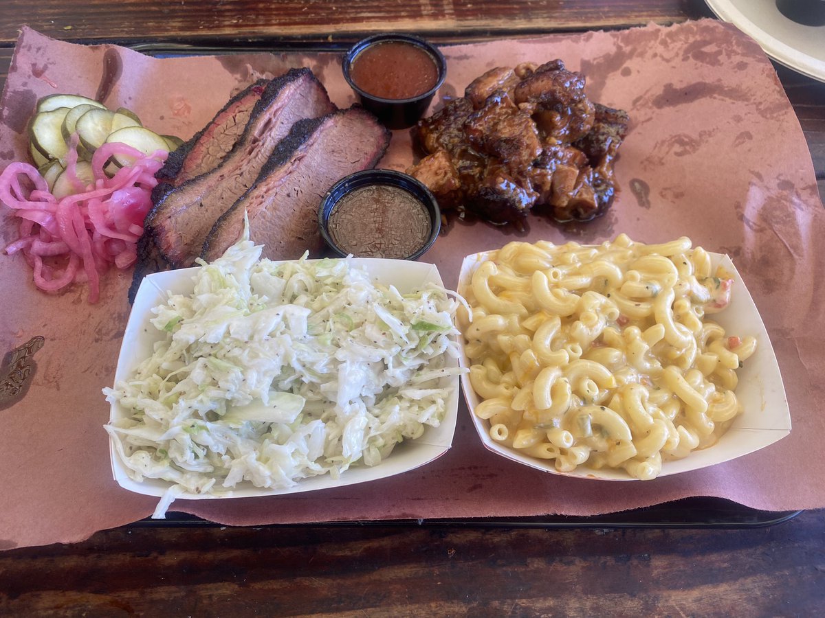 4 years ago we went to Austin…Jamie has talked about the TX bbq EVERYDAY since that vacation.  We went to <a href="/mattsbbqpdx/">Matt's BBQ</a> today in Portland and his expectations were met (maybe even surpassed) SpectacularBBQ!!!#smokedmeats #mattsbbqpdx #brisket #portland #bbq #mississippidistrict