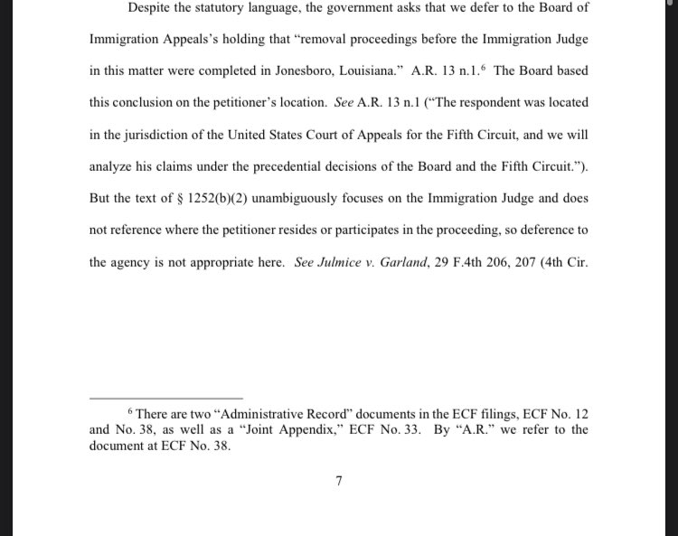 ReichlinMelnick's tweet photo. This is a great law nerd question with a big impact:

Asylum seeker is held in ICE detention in Louisiana. Immigration court processing the paperwork is in Minnesota. Judge appears by video from Virginia. Where do you file the appeal? 4th, 5th, or 8th Cir.?

4th. says it’s 4th. https://t.co/hU5arp0Ddl