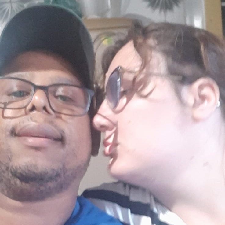 KETHMACHADO's tweet photo. Olha minha foto bonita dois casal bonito apaixonado o Deus que botou no caminho certo para as pessoas amor a caminho paixão vida alegria Jesus abençoe cada um que tem hoje😋😋😋😋😊😊🤩 https://t.co/B6I5XMbwUD