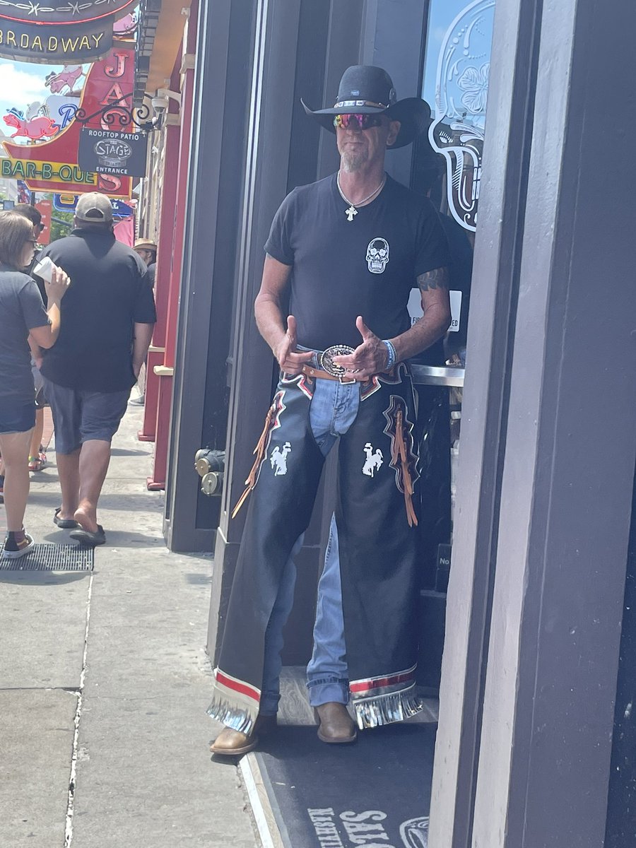 WHRHS-Mrs. Edkin tweet media