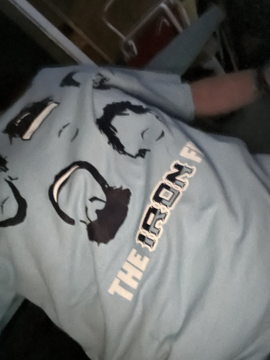MelMc23's tweet photo. @BradyManek Watching And proud!!!! #charlotte #hornets #NBASummer #unc #ironfive https://t.co/bTmZtwbmHO