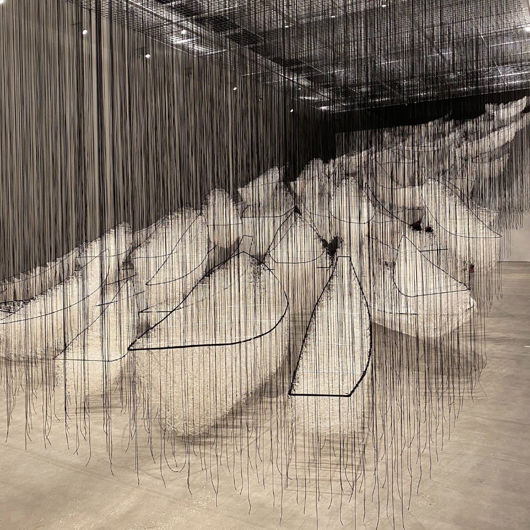 planetluxe's tweet image. Stunning exhibition by artist, Chiharu Shiota currently on @qagoma Brisbane until 3 October 2022 #ArtLuxe
 The Soul Trembles’ is the artist’s most comprehensive solo exhibition, expressing her hope to deliver deeply felt experiences that reach into the soul. @chiharushiota #art