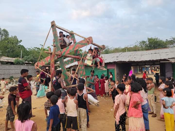 MdHaras12's tweet photo. Rohingya children are celebrating 6th Eid al-Adha inside refugee camps Cox's Bazar, Bangladesh.

#rohingyachildren #eidaladha2022 
#celebrationtime #qurbani2022 
#photographychallenge #camp 
#refugeecamp #rohinyacrisis https://t.co/S6KUJbOj00