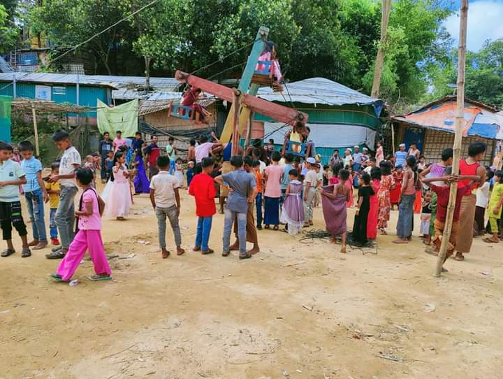 MdHaras12's tweet photo. Rohingya children are celebrating 6th Eid al-Adha inside refugee camps Cox's Bazar, Bangladesh.

#rohingyachildren #eidaladha2022 
#celebrationtime #qurbani2022 
#photographychallenge #camp 
#refugeecamp #rohinyacrisis https://t.co/S6KUJbOj00