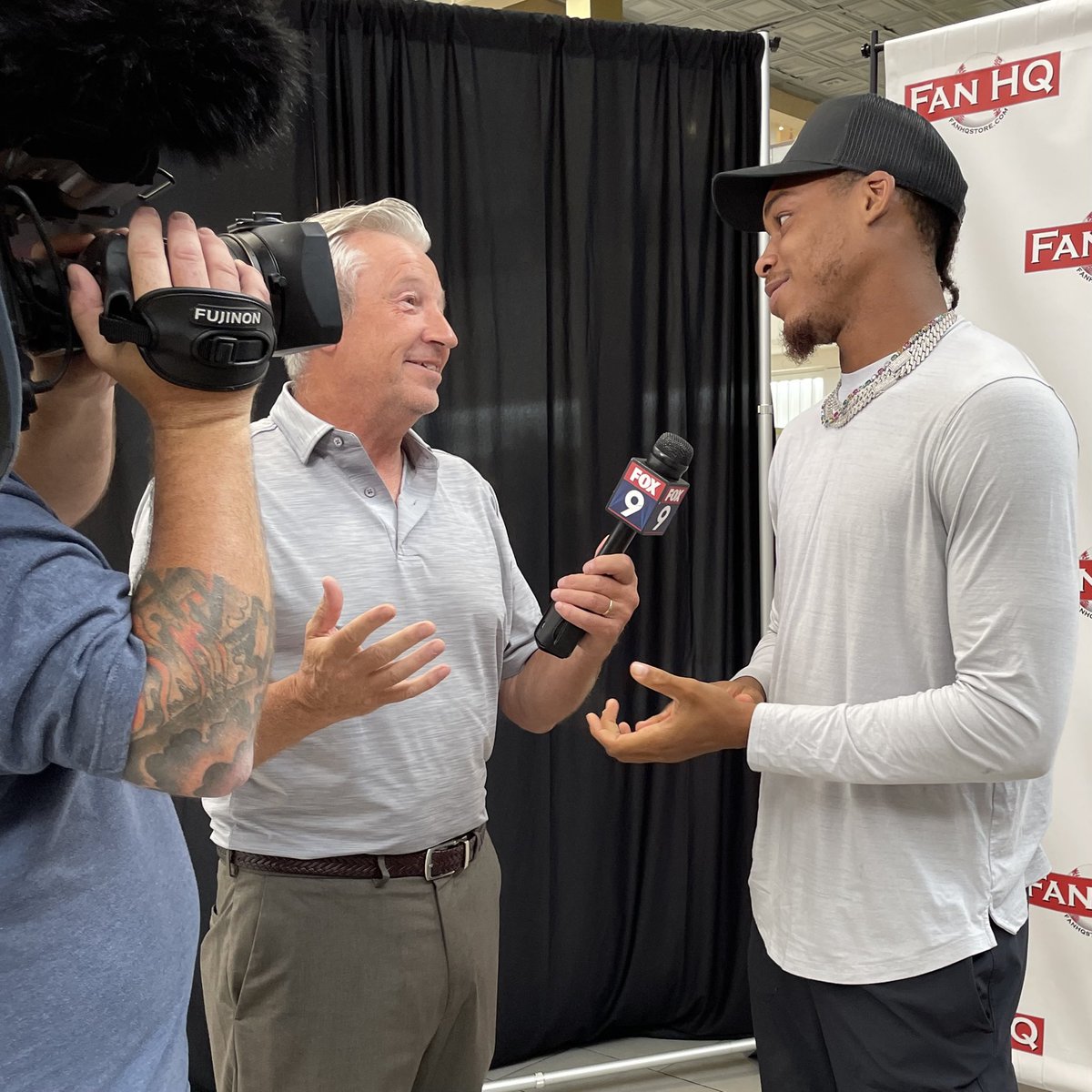 Fox9Sports's tweet photo. Plus @JJettas2 discusses why he’s so excited about the new #Vangs offense— All on @FOX9 #skol https://t.co/PETCGnyNRP