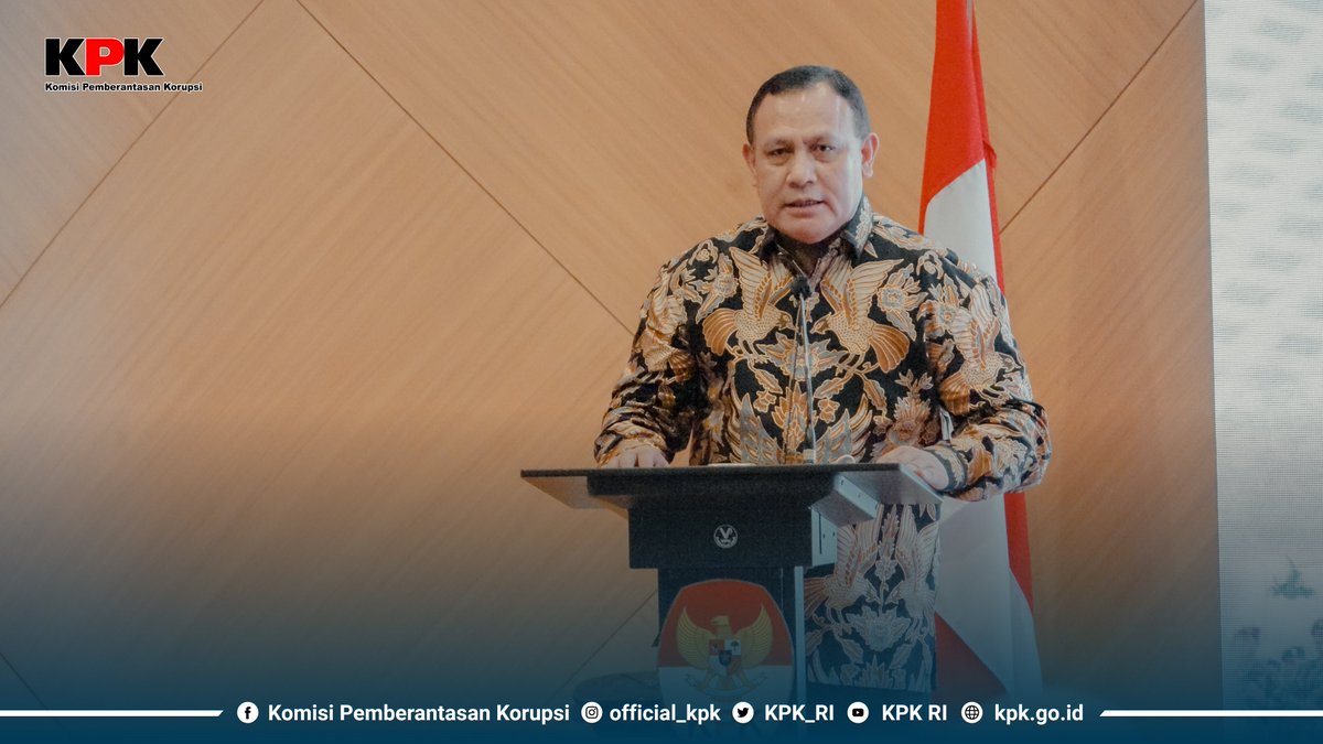 [SIARAN PERS] Ketua KPK Firli Bahuri menyampaikan perihal pengunduran diri Pimpinan KPK Lili Pintauli Siregar, Gedung KPK Merah Putih, Senin 11 Juli 2022 (1/5). 🔗kpk.go.id/id/berita/siar…