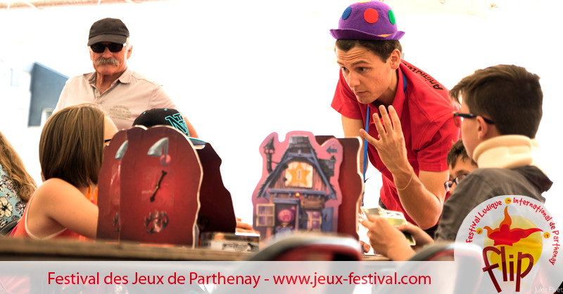festivaldesjeux's tweet photo. 👨‍🚀🎲 J-2 avant lancement 🎲👨‍🚀
Dans 2 jours le FLIP commence. Êtes-vous prêt ?
Au programme : convivialité, découvertes et jeux évidemment ! 
Soyez au rendez-vous ! 

https://t.co/EYibsHkB2E

#JeuFLIP https://t.co/zWfCaRI0jk