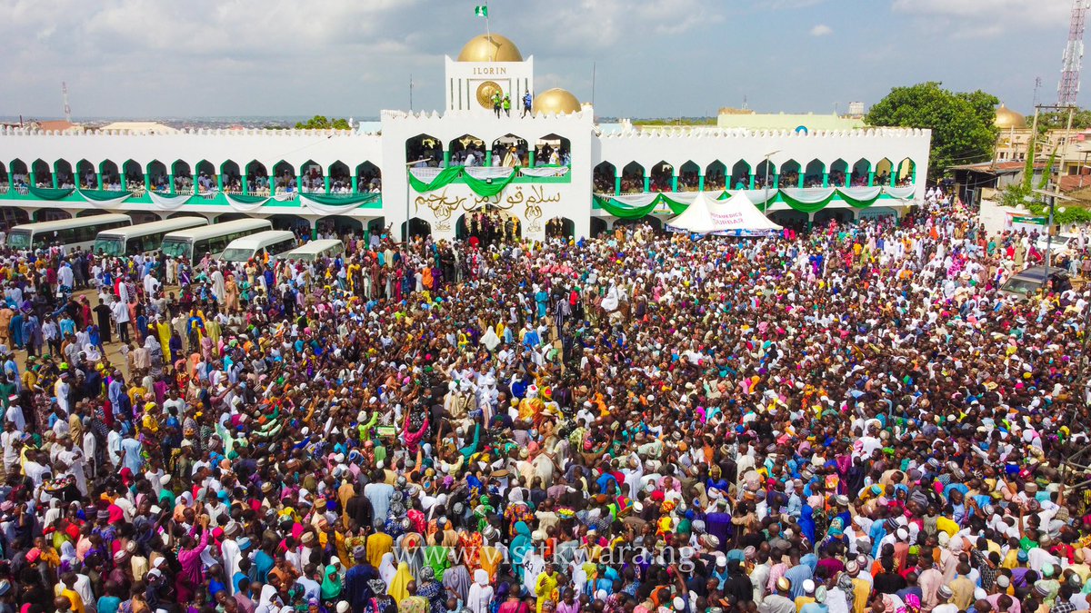 visit_kwara's tweet image. Ilorin Emirate Durbar 2022 🔥🐎🇳🇬

More pictures coming▶️

@dgntdc @tournigeriang 

#visitkwara #ilorinemiratedurbar2022 #durbar #reportagespotlight #northernculture