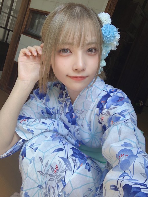 Twitterのコスプレ画像15