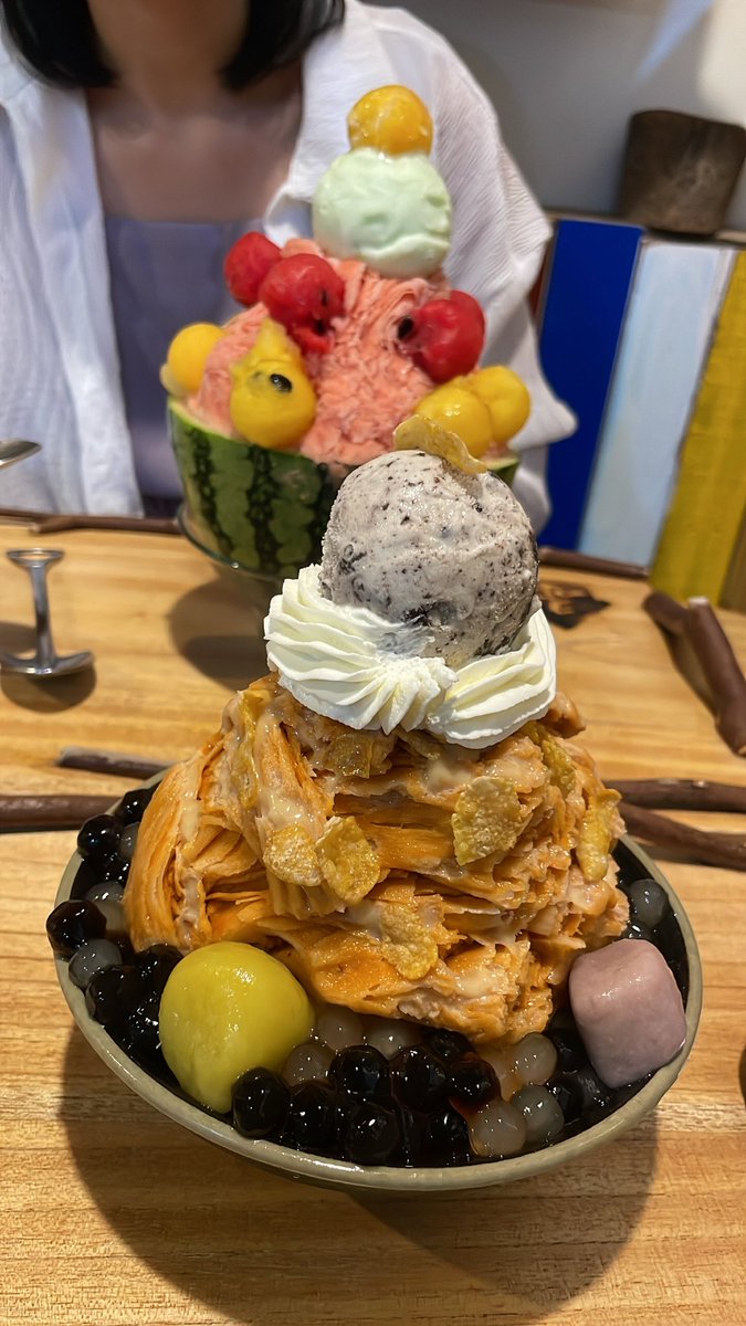 JosephPaiPai's tweet photo. 夏天就要吃冰啊👍🏻
#Summer
#ICE https://t.co/YDvXg0lz2H