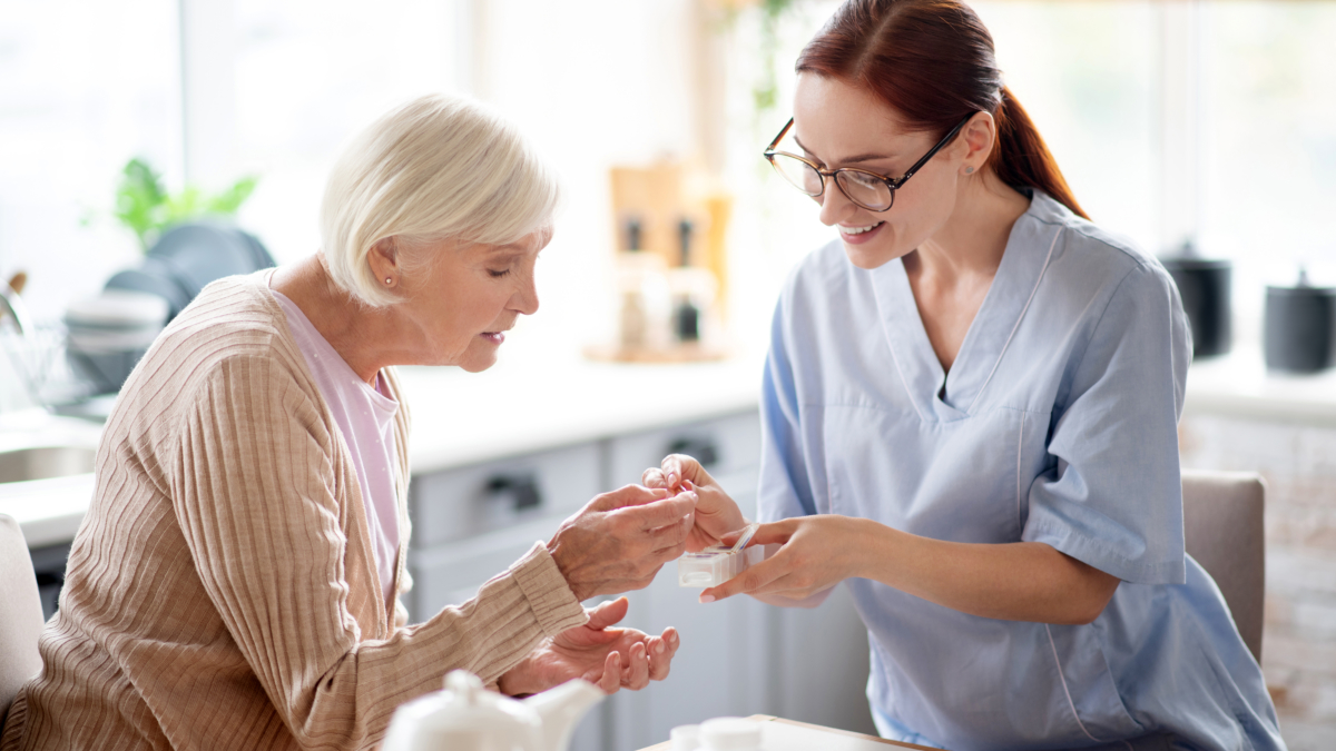 lovingexprhc's tweet image. Seniors with memory problems like Alzheimer&apos;s Disease can find it difficult to function on their own. They can forget important things like what medications to take and when to take them.

Read more: facebook.com/10274434485620…

#ProfessionalMedicationManagement #Caregivers