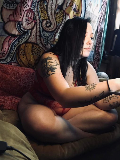 Catch me on Chaturbate every night @ 9pm 💖😇 #chaturbate #camgirl #Onlinework #sugarbaby #nsfw #nsfwtw<a href="/tag/chaturbate"class="tags">#chaturbate</a><a href="/tag/camgirl"class="tags"><span>#camgirl</span></a><a href="/tag/sugarbaby"class="tags"><span>#sugarbaby</span></a><a href="/tag/nsfw"class="tags"><span>#nsfw</span></a><a href="/tag/onlinework"class="tags"><span>#onlinework</span></a><a href="/tag/nsfwtw"class="tags"><span>#nsfwtw</span></a>