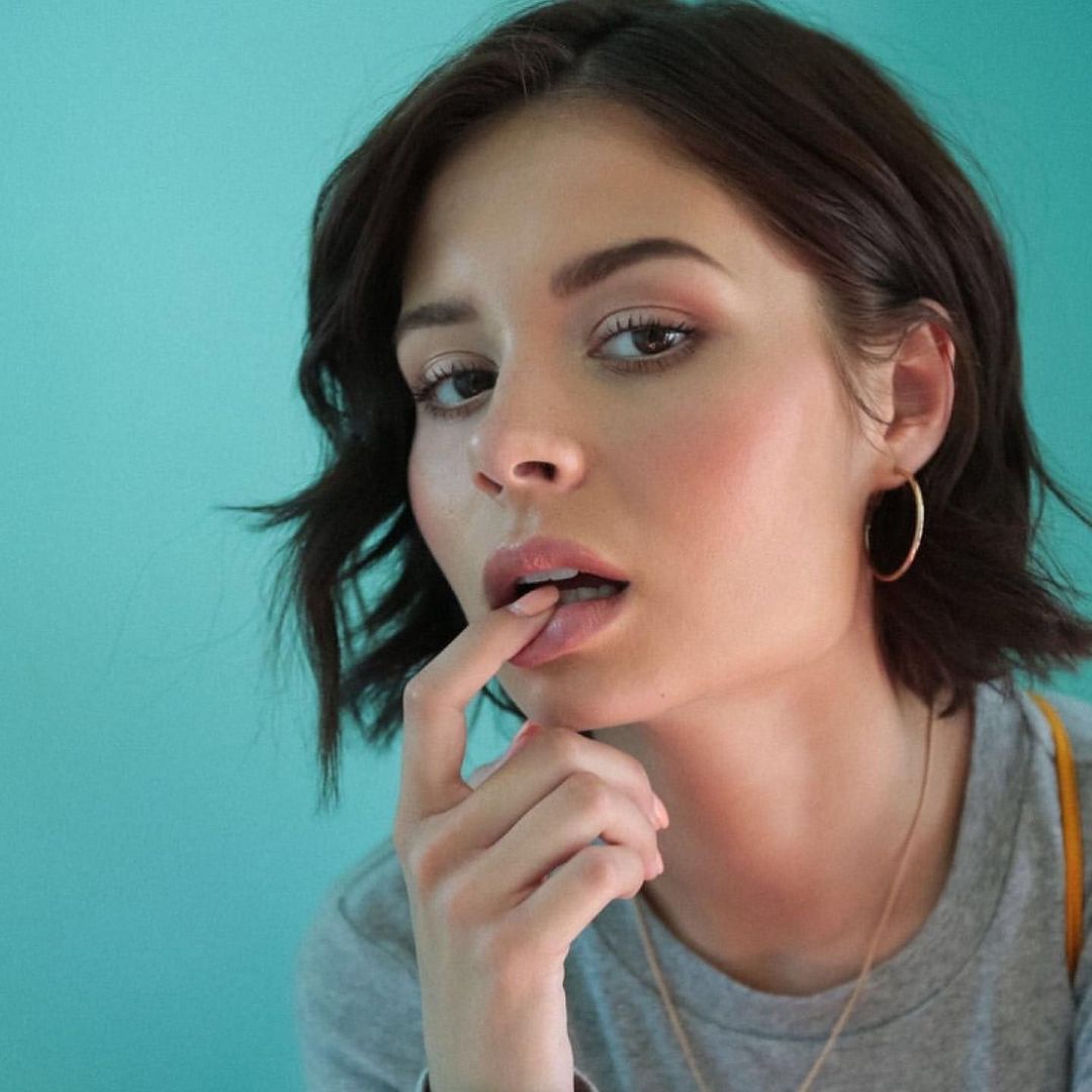 Happy Birthday to Nina Nesbitt. 