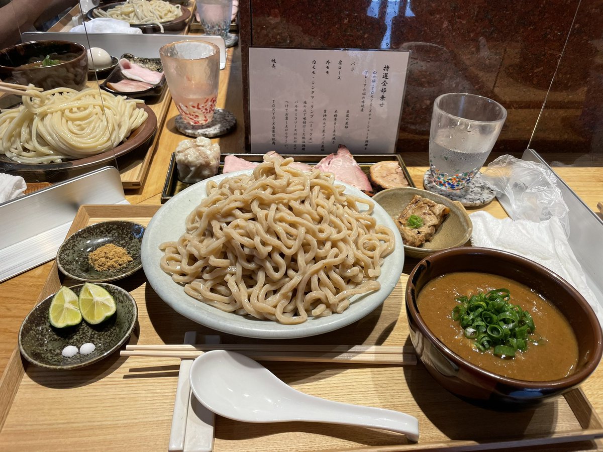 tranzgam's tweet image. 中華蕎麦 とみ田@松戸
The Tsukemen which is the best in the world.