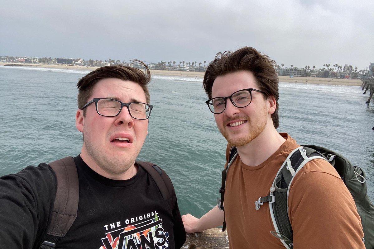 EthanTylerTweet's tweet photo. I lost my chewing gum https://t.co/CaHE3fxbU5