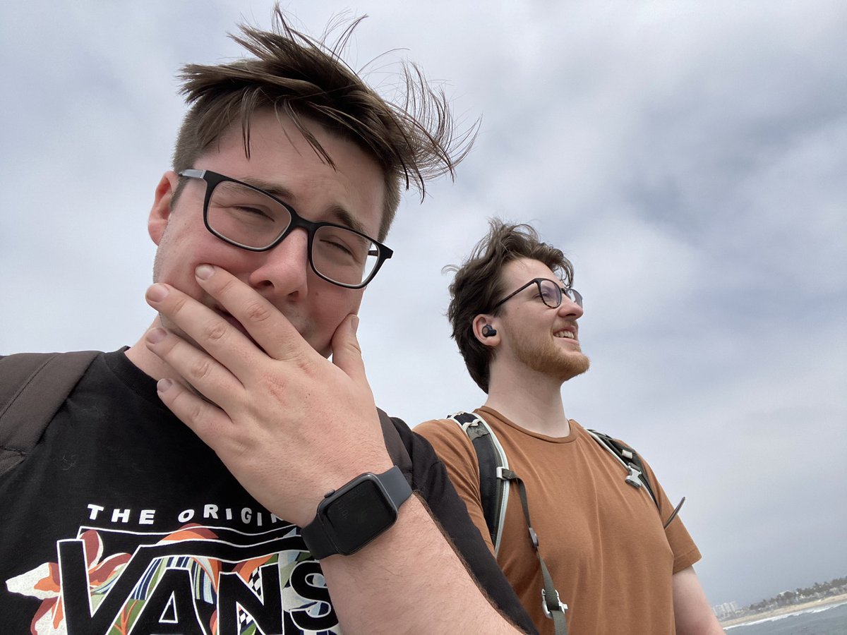 EthanTylerTweet's tweet photo. I lost my chewing gum https://t.co/CaHE3fxbU5