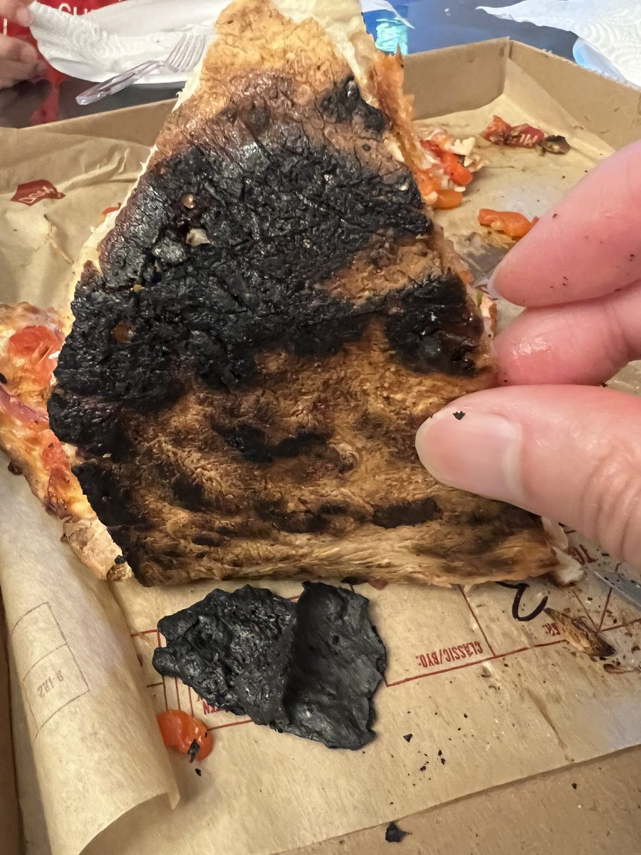 mrdavidlong's tweet photo. @MODPizza has always been my favorite pizza place.  We have ordered the pizza to be light baked as usual, but it’s burnt, so it’s disappointing! https://t.co/d62CEWBHHj