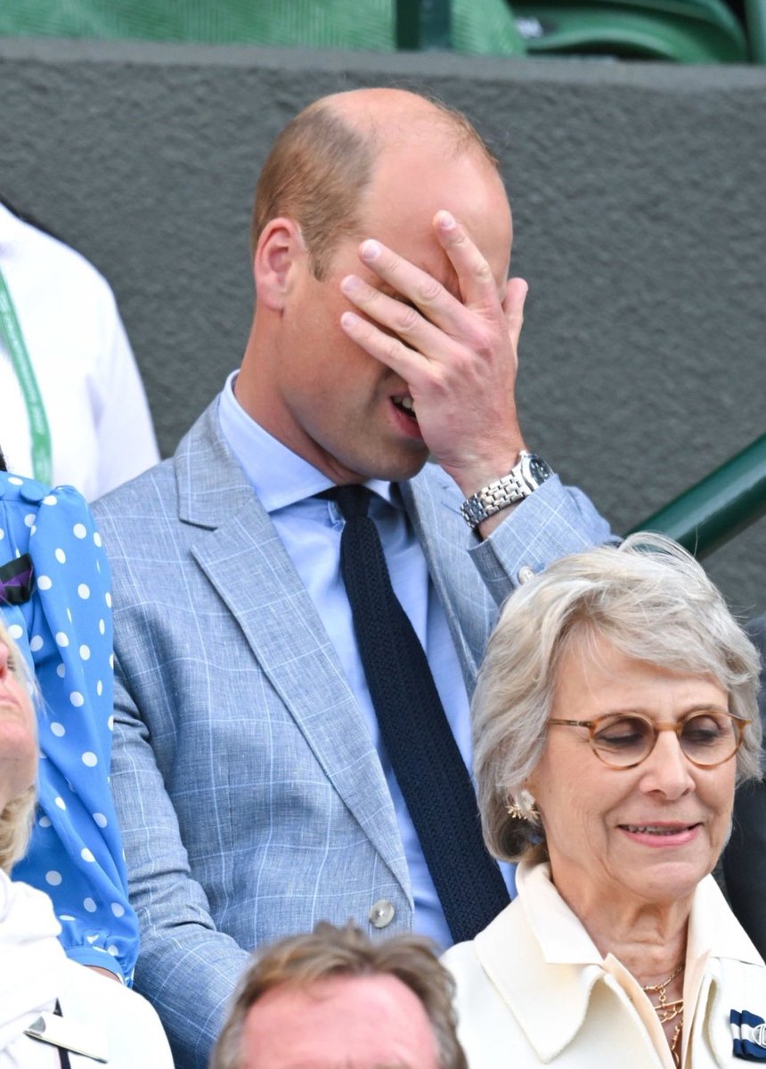 hrrysgreysuit's tweet image. These Two 💙💙
#Wimbledon2022 #DukeandDuchessofCambridge