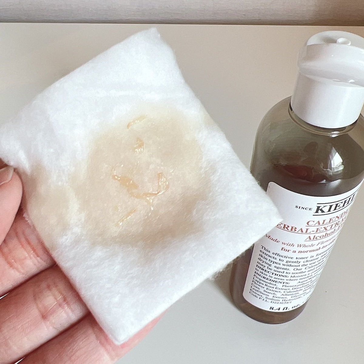 MMinkkeu's tweet photo. อินเลิฟมาก Kiehl’s CALENDULA TONER 💛🌼✨โทนเนอร์คาเลนดูล่ายืน 1 ในใจปลอบประโลมผิว สบายผิวดีมาก ใช้ได้ทุกสภาพผิวแม้ผิวแพ้ง่ายเป็นสิวง่าย ผิวชุ่มชื้น ดูสดใสไม่หมองคล้ำลดความมัน ใช้ทุกวันผิวเรียบเนียนละเอียดขึ้น ดีแบบต้องซื้อตุน !! 
@kiehlsthailand #kiehlscalendula #kiehlsthailand https://t.co/qEIR43JfFy