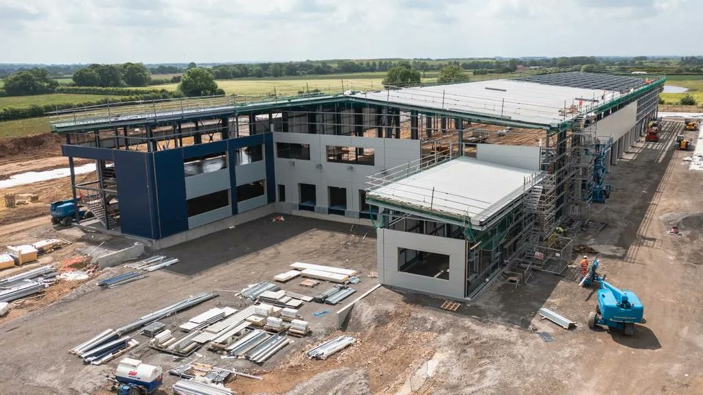 LHL GROUP (@lhlgroup) on Twitter photo Good progress on the new distribution warehouse at Northminster Business Park near York. <a href="/northminstergb/">Northminster</a> @limdumgroup Good progress on the new distribution warehouse at Northminster Business Park near York. <a href="/northminstergb/">Northminster</a> @limdumgroup