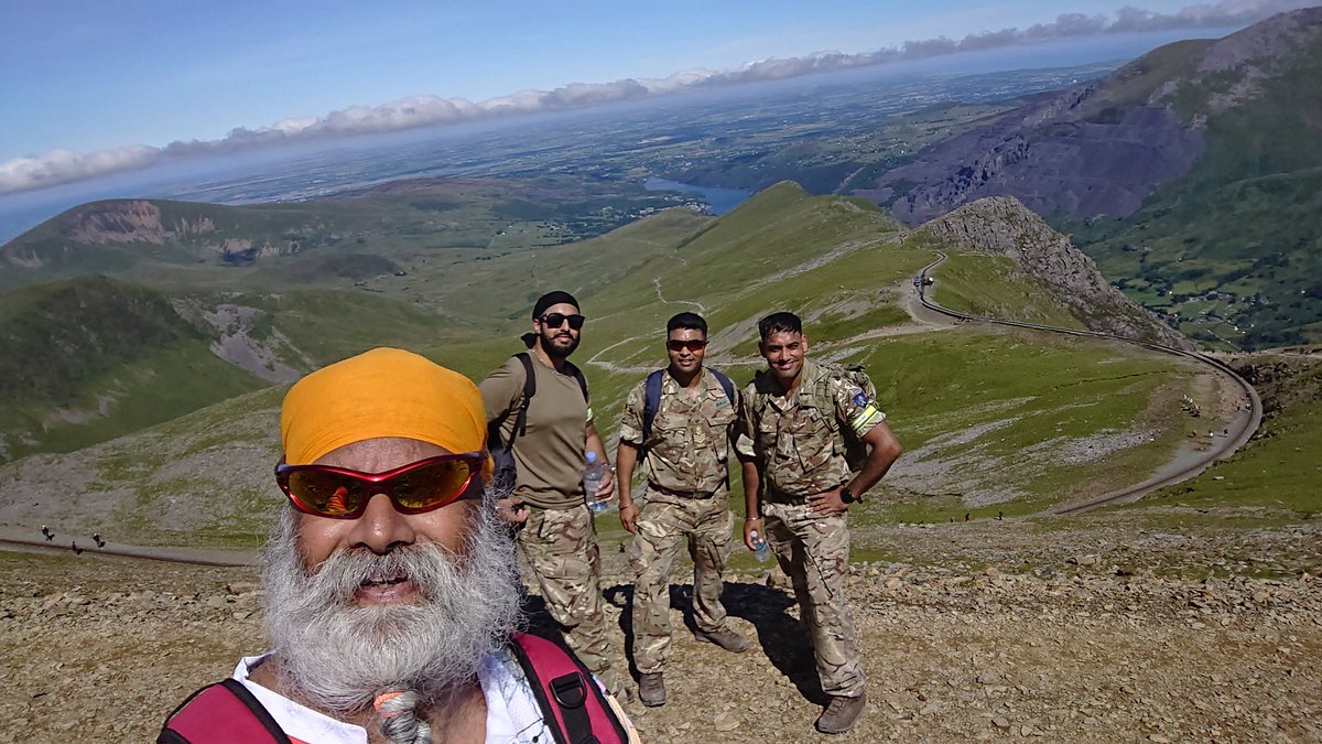 Fantastic day and weather climbing up #Snowden. The weather was amazing as were the fellow climbers. Congrats 🎉 to all for supporting #khalsaaid 👏🏼👏🏼 #community #humanity #volunteering