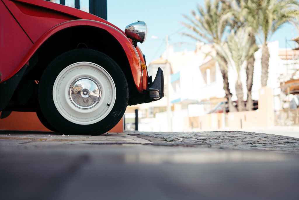 50CentimosPhoto's tweet photo. I like to present a new photo serie: Citroen #2cv 
More photos on https://t.co/lq7rNiB6vJ https://t.co/P0Xk2MQxEZ