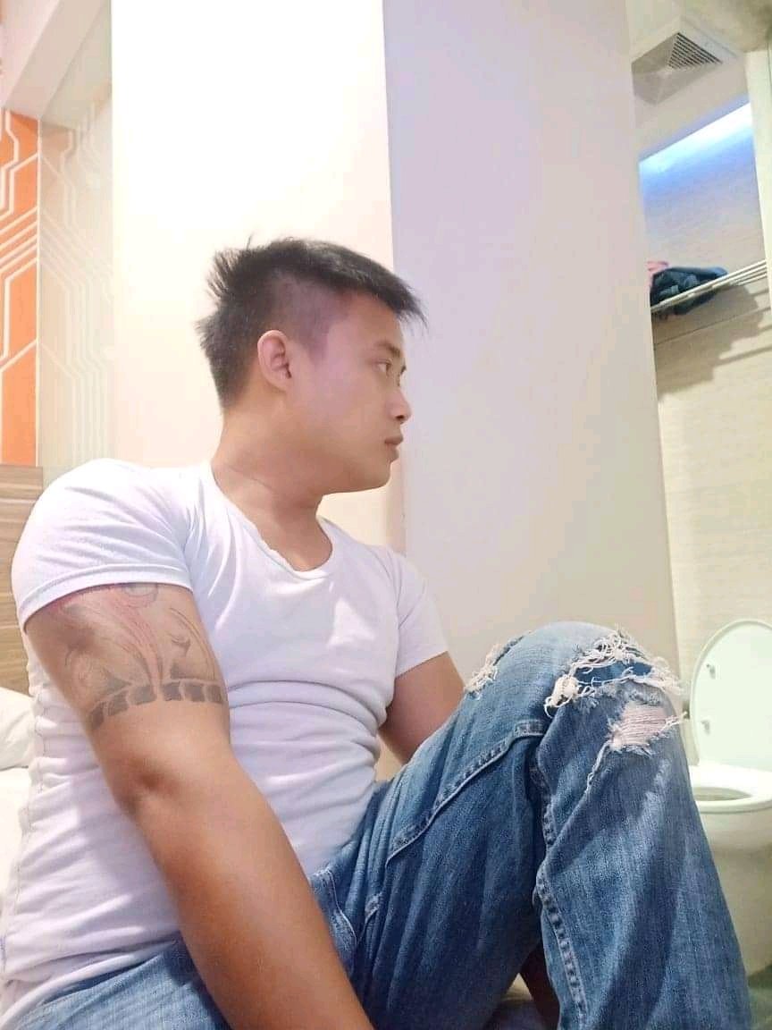 MPijat05's tweet photo. Avail SURABAYA Pijat enak Rasa Nikmat Inc/Exc SURABAYA KOTA WhatsApp: 082138859115 #pijatsurabaya #pijatplusplus #pijatsensual #pijatvitalitas #pijatpanggilan #pijatpasutri #massagesurabaya #OpenBO #RealAccount #massageboy  #pijatmadiun #pijatpriaSurabaya #pijatsragen https://t.co/LLp8qo7xHx